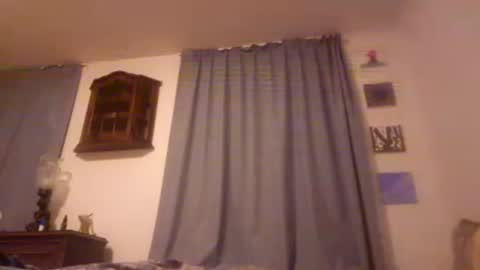 Snapshot of u2232739082 chatting on May 27, 1:57 am u2232739082 online show from May 27, 1:57 am