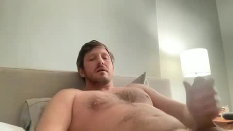 Snapshot of u28005 chatting on December 16, 6:16 pm u28005 online show from December 16, 6:16 pm