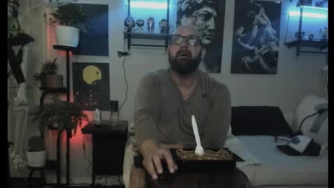 Ugly Viking online show from December 4, 5:27 am