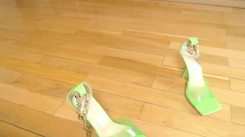 Snapshot of ukk_bit chatting on March 7, 7:00 pm Megan online show from March 7, 7:00 pm