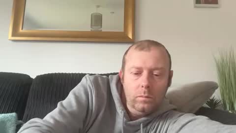 ukmatty3 online show from April 10, 3:28 pm