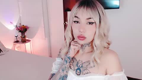 Martina online show from July 9, 1:09 am
