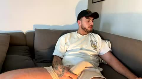Snapshot of ulisesroca chatting on July 11, 9:56 am ulisesroca online show from July 11, 9:56 am