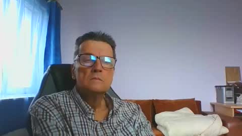 ulmeni4 online show from November 28, 9:23 am