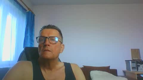 ulmeni4 online show from March 14, 8:20 am