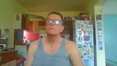 ulmeni4 online show from March 19, 6:39 am
