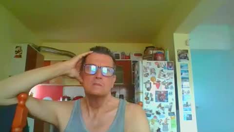 ulmeni4 online show from April 15, 2:24 pm