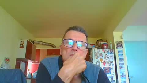 ulmeni4 online show from May 20, 12:00 pm