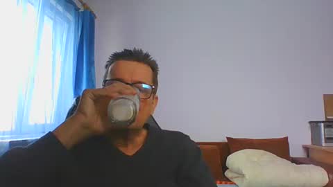 ulmeni7 online show from January 7, 11:56 am