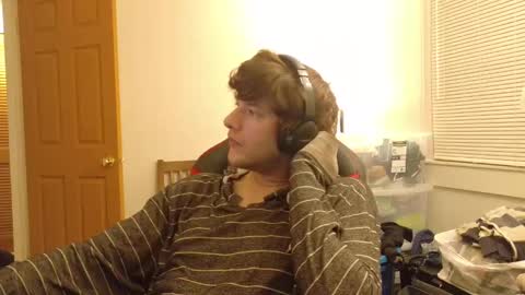 Snapshot of ultrakang69 chatting on February 9, 6:33 am ultrakang69 online show from February 9, 6:33 am