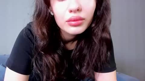 Snapshot of umi_bae chatting on July 29, 12:36 pm Amy online show from July 29, 12:36 pm