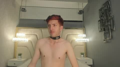 Un Slutty online show from December 11, 7:53 am