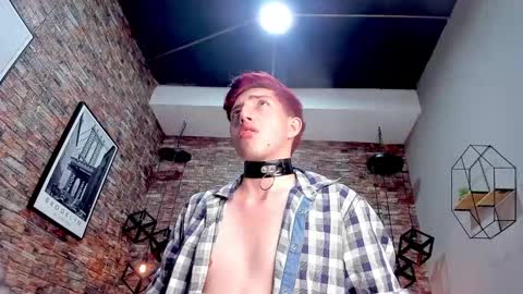 Un Slutty online show from January 24, 12:20 am