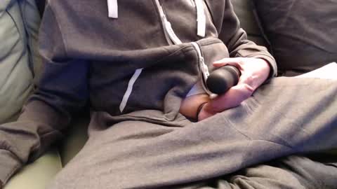 Snapshot of unclephilb chatting on December 11, 7:03 pm Good Boi online show from December 11, 7:03 pm