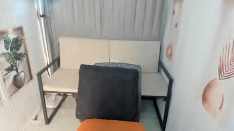 uncut_jelay online show from March 2, 7:15 am