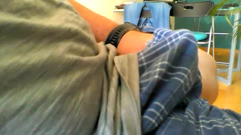 Snapshot of uncutboy82 chatting on September 13, 9:53 am uncutboy82 online show from September 13, 9:53 am