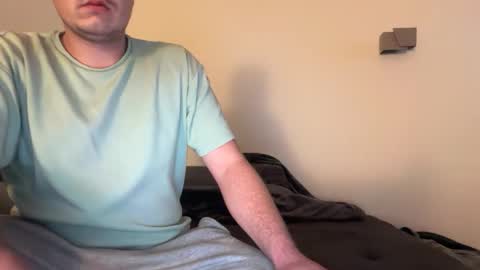 Tom online show from November 1, 1:51 am