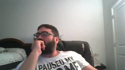 Snapshot of uncutman04 chatting on February 3, 5:27 am uncutman04 online show from February 3, 5:27 am