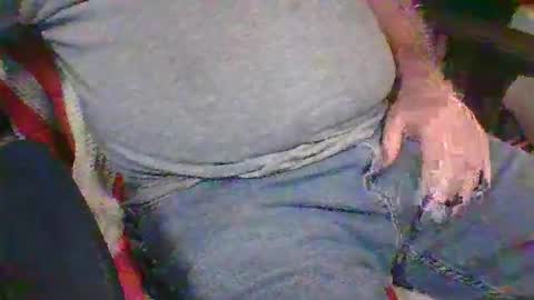 Snapshot of uncutmike7x5 chatting on February 13, 7:54 pm uncutmike7x5 online show from February 13, 7:54 pm