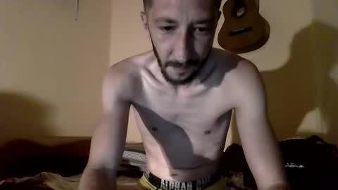 Snapshot of underguy19 chatting on September 20, 8:43 pm underguy19 online show from September 20, 8:43 pm