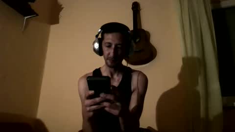 Snapshot of underguy19 chatting on October 18, 8:31 pm underguy19 online show from October 18, 8:31 pm