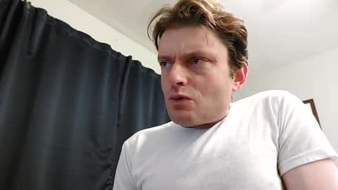 Snapshot of undress_me_ chatting on January 19, 11:34 am undress me online show from January 19, 11:34 am