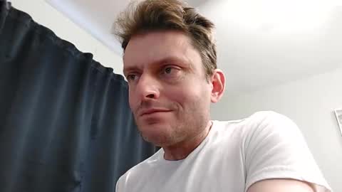 Snapshot of undress_me_ chatting on March 9, 9:14 pm undress me online show from March 9, 9:14 pm