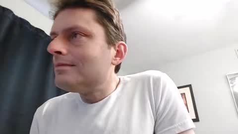 Snapshot of undress_me_ chatting on March 10, 12:37 pm undress me online show from March 10, 12:37 pm