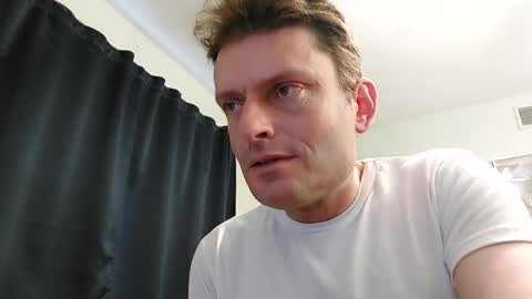 Snapshot of undress_me_ chatting on March 10, 4:35 pm undress me online show from March 10, 4:35 pm