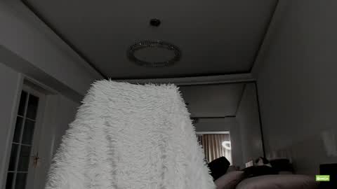 Silvia online show from December 5, 10:12 pm