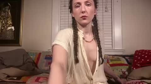 Lola Moonstone online show from July 6, 2:08 am