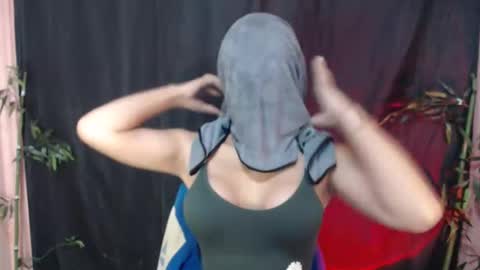 unknown_trans18 online show from January 13, 12:27 am