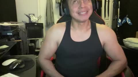 Snapshot of unlobitooenwallstreet chatting on December 24, 3:38 am unlobitooenwallstreet online show from December 24, 3:38 am