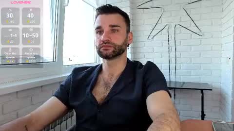 Snapshot of unnknow2024 chatting on June 18, 5:28 pm SlavaVibes online show from June 18, 5:28 pm