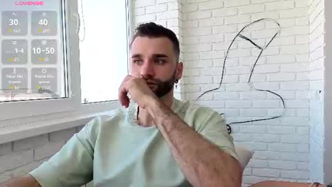 Snapshot of unnknow2024 chatting on June 25, 1:04 pm SlavaVibes online show from June 25, 1:04 pm