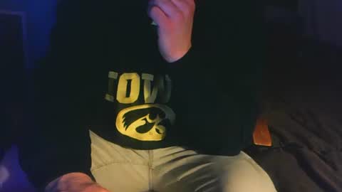 untouchableace84 online show from March 29, 2:33 am