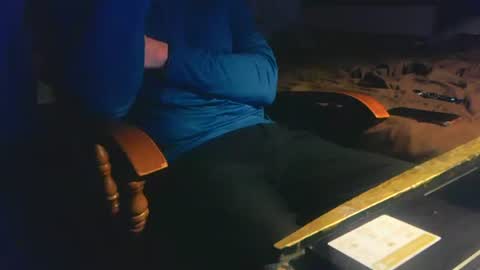 untouchableace84 online show from April 15, 11:49 pm