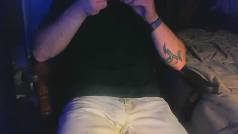 Snapshot of untouchableace84 chatting on June 25, 9:52 pm untouchableace84 online show from June 25, 9:52 pm