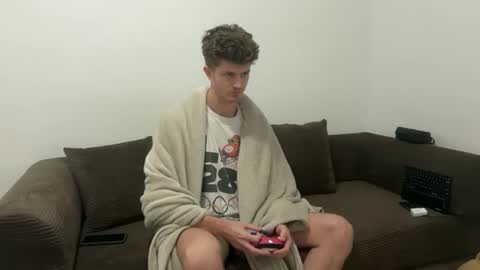 Snapshot of unverifiedbwc chatting on April 18, 7:07 pm Stepbro online show from April 18, 7:07 pm