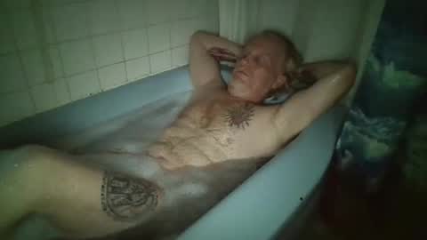 unwanted_man online show from May 23, 9:02 am