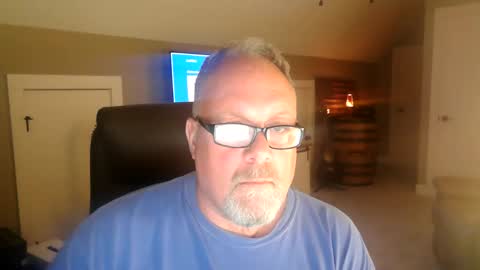 up2later online show from June 3, 4:37 am