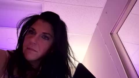 upallnight3654 online show from April 7, 6:36 am