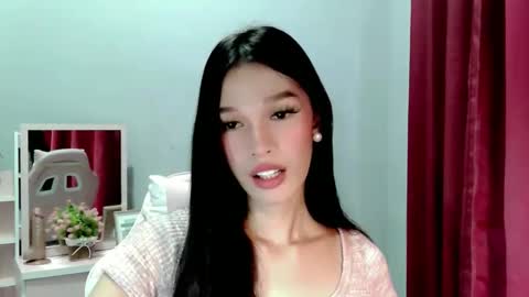 ur_asianbabexxx online show from February 7, 3:27 pm