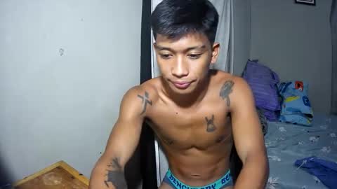 Snapshot of ur_asianpinoy chatting on November 8, 7:08 am ur_asianpinoy online show from November 8, 7:08 am