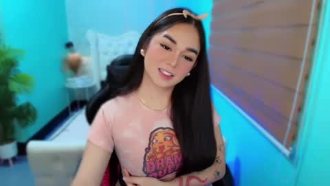 Snapshot of ur_babyalexa chatting on January 3, 11:23 pm they call me Alexa online show from January 3, 11:23 pm