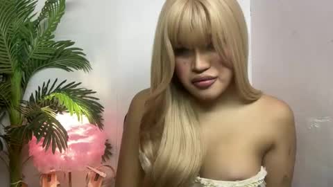 Snapshot of ur_bombshellpatty chatting on March 28, 3:33 pm ur_bombshellpatty online show from March 28, 3:33 pm
