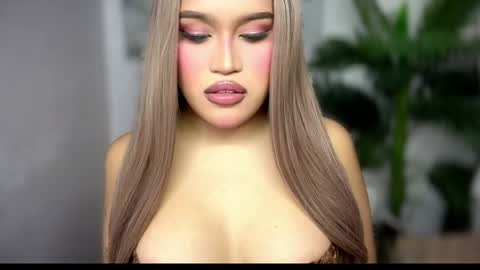 Snapshot of ur_bombshellpatty chatting on April 30, 5:30 pm ur_bombshellpatty online show from April 30, 5:30 pm