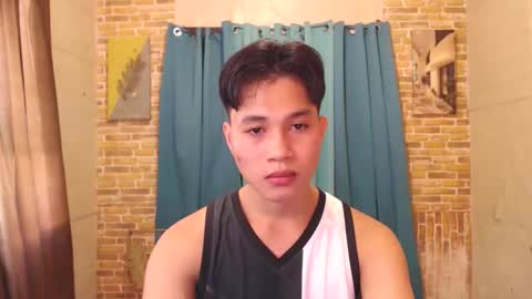 Snapshot of ur_boy_mark chatting on October 12, 7:51 am ur_boy_mark online show from October 12, 7:51 am