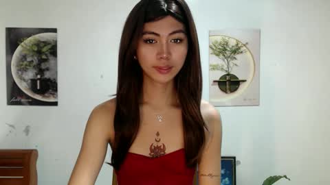        online show from May 28, 8:39 pm