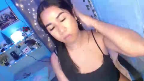 Snapshot of ur_hot_tommiexx chatting on February 28, 11:55 am jennie online show from February 28, 11:55 am